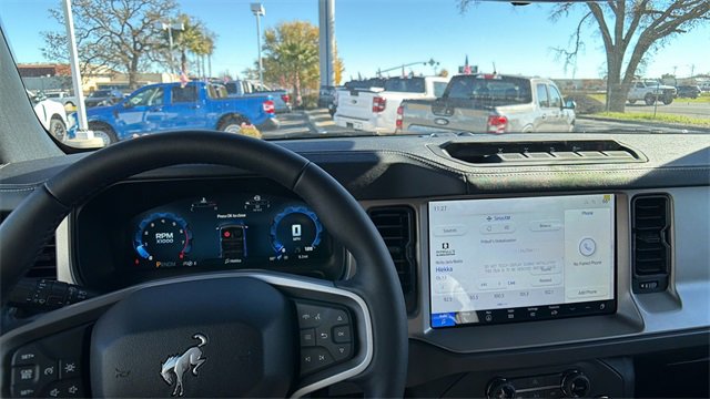 New 2025 Ford Bronco Outer Banks w/ Sasquatch Package image 11