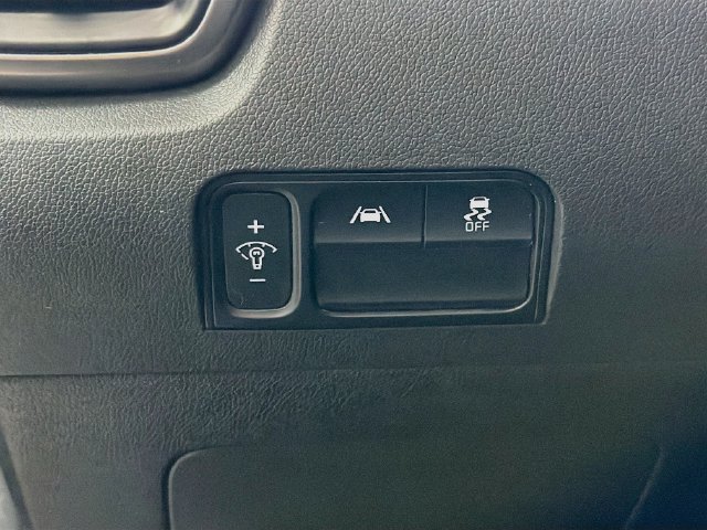 Used 2023 Kia Sorento S AWD/4WD image 15