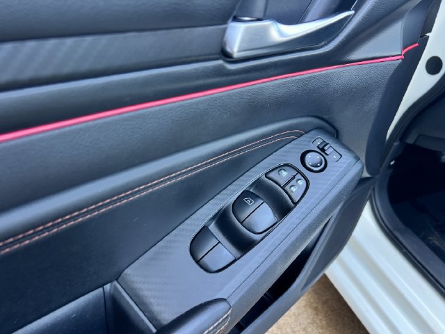 Used 2020 Nissan Altima 2.5 SR FWD image 11