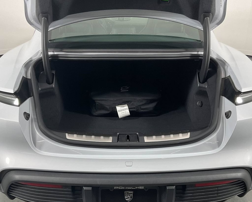 Certified 2025 Porsche Taycan RWD image 29