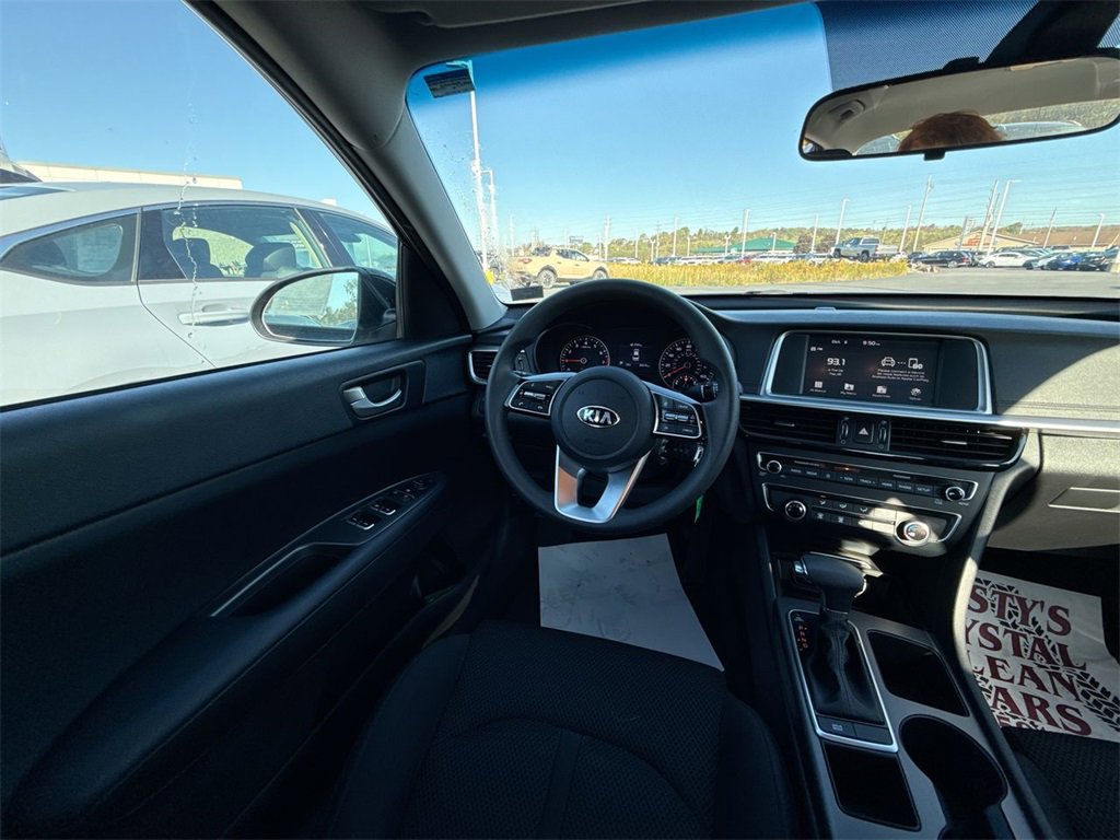 Used 2020 Kia Optima LX image 15