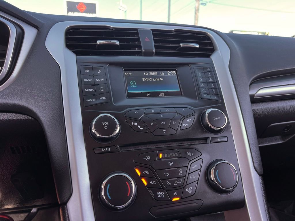 Used 2014 Ford Fusion S image 34