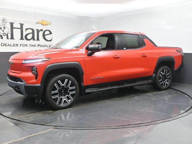 New 2026 Chevrolet Silverado EV LT AWD/4WD image 10