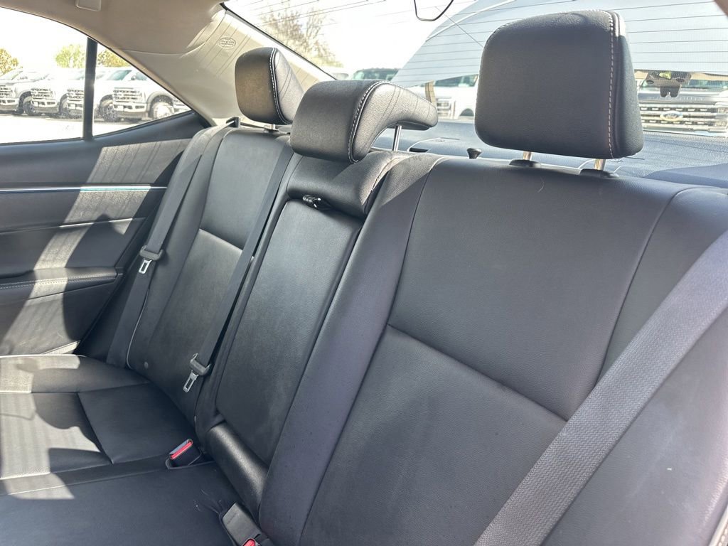 Used 2015 Toyota Corolla S Premium FWD image 21