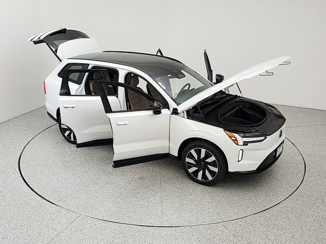 New 2026 Volvo EX90 Plus AWD/4WD image 38