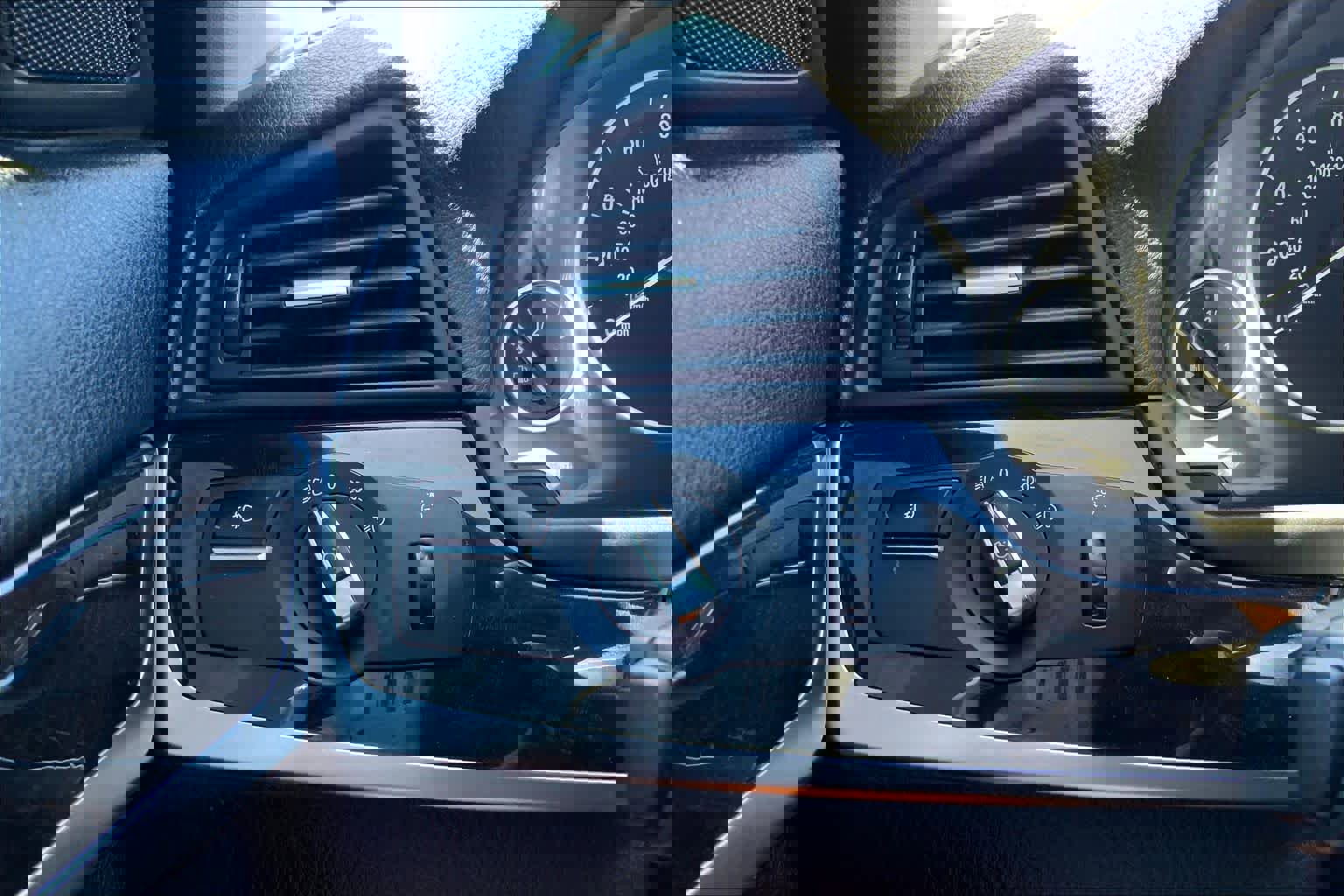 Used 2016 BMW 528i Sedan image 31