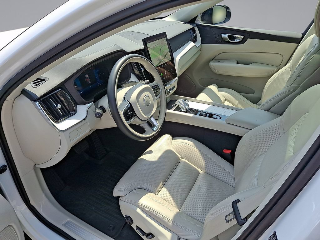 Certified 2026 Volvo XC60 B5 Ultra AWD/4WD image 17