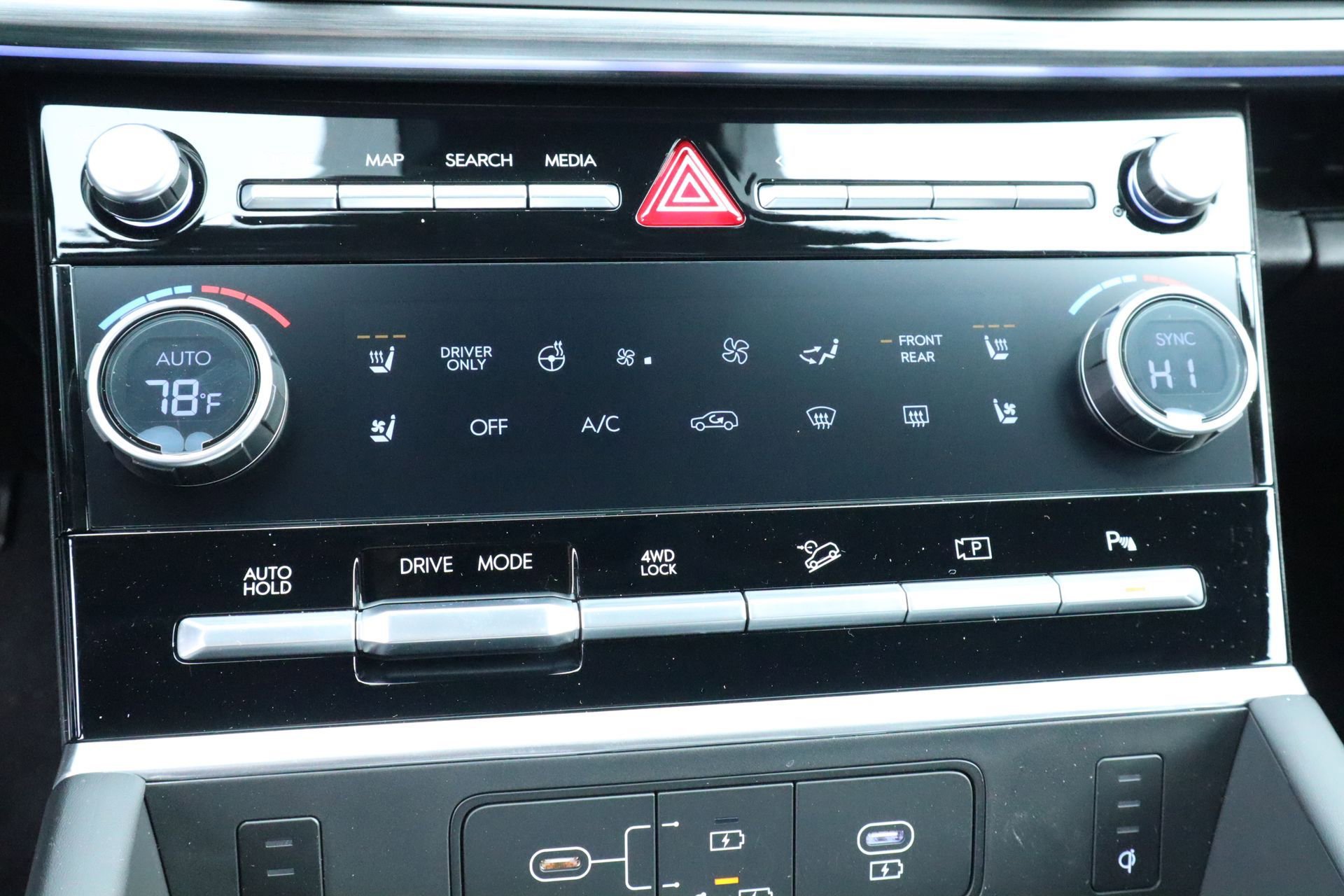 New 2026 Hyundai Santa Fe Limited image 16