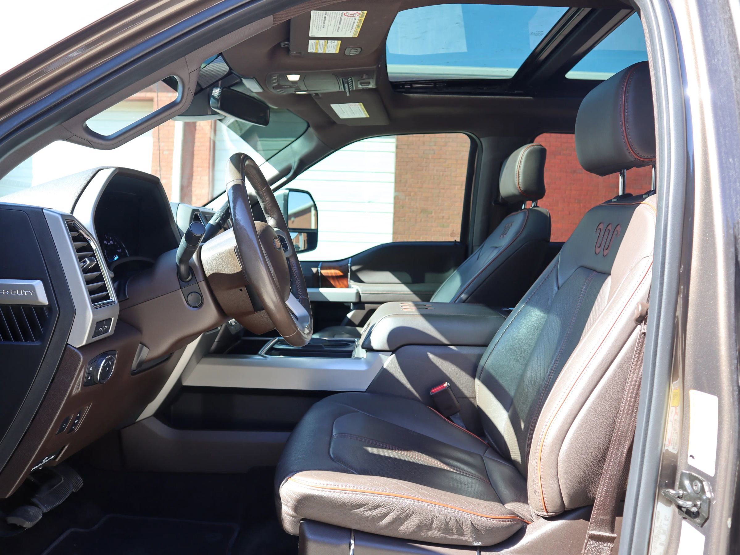 Used 2017 Ford F250 King Ranch w/ King Ranch Ultimate Package image 12