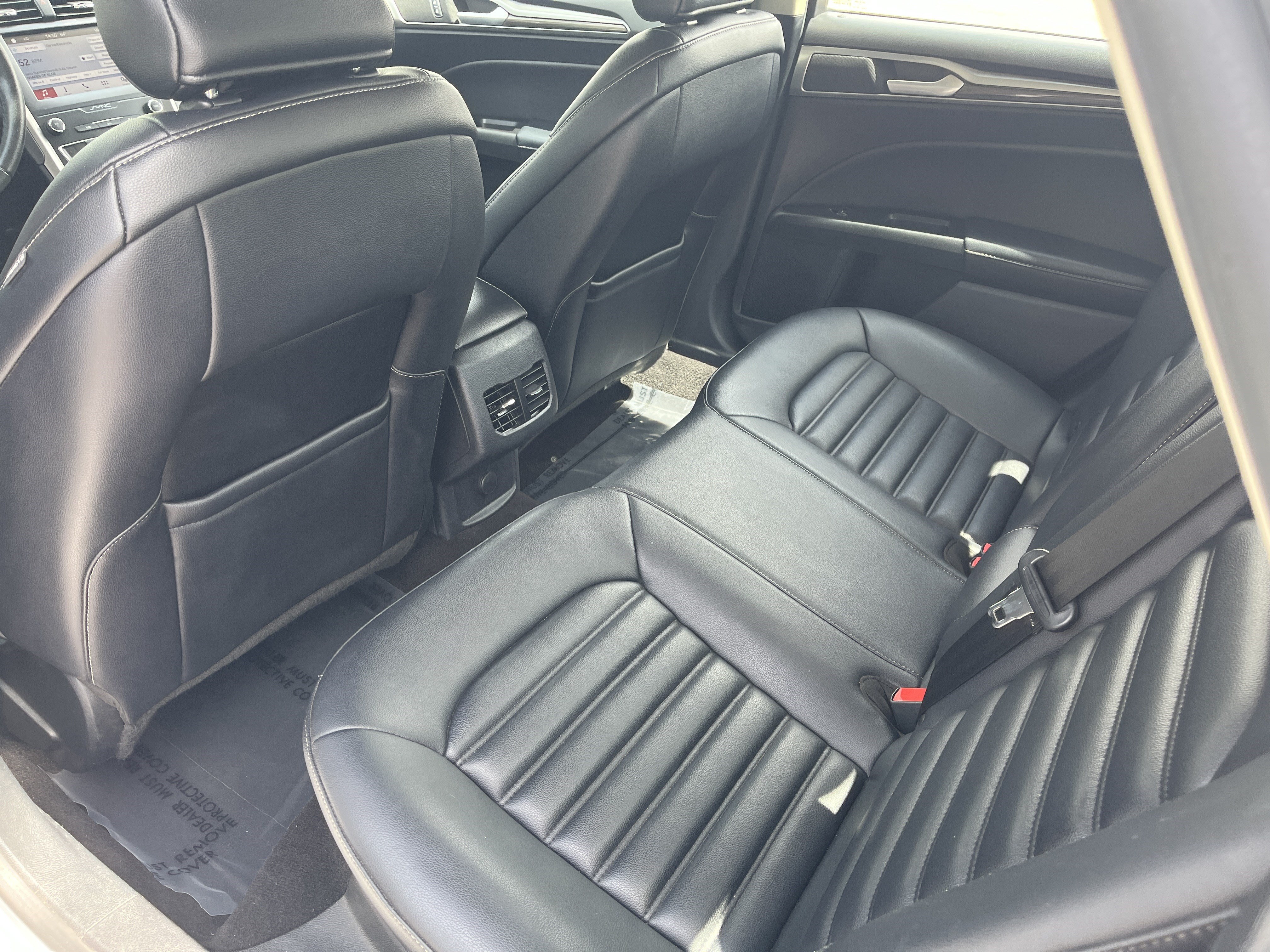 Used 2019 Ford Fusion SEL FWD image 19