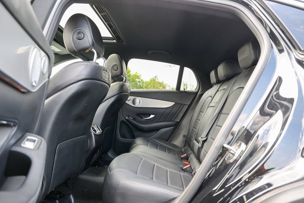 Used 2019 Mercedes-Benz GLC 300 4MATIC Coupe image 40