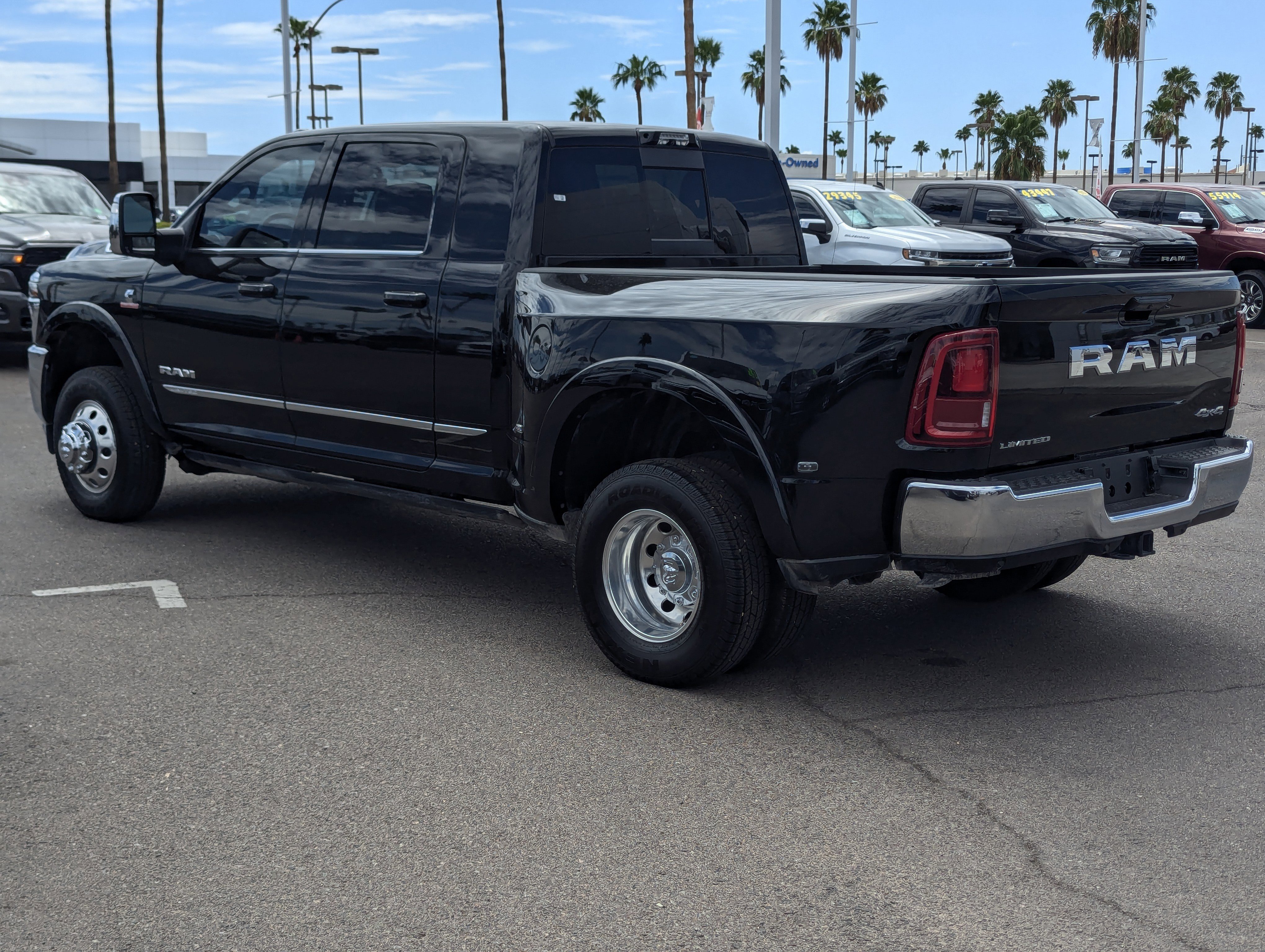 New 2025 RAM 3500 Limited image 4