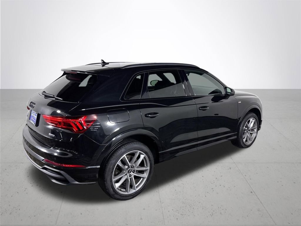 Used 2023 Audi Q3 2.0T Premium Plus w/ Premium Plus Package image 6