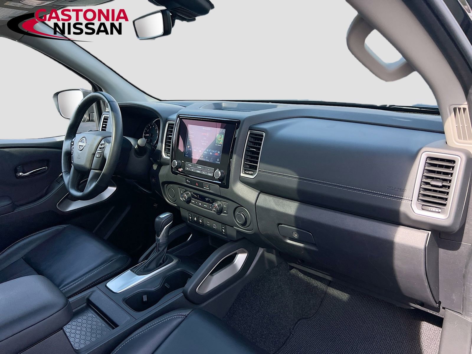 Used 2024 Nissan Frontier SL w/ Technology Package image 37