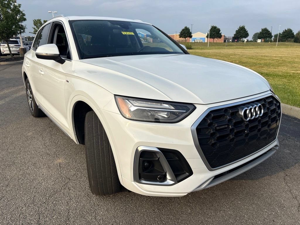 Used 2023 Audi Q5 2.0T Premium w/ Convenience Package AWD/4WD image 13