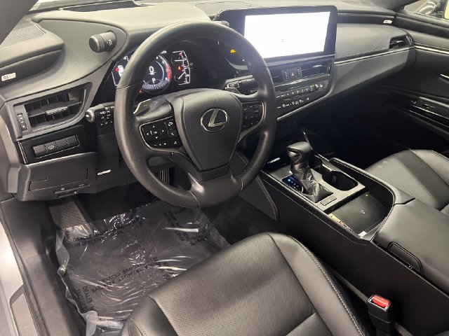 Certified 2025 Lexus ES 350 w/ Premium Package FWD image 16