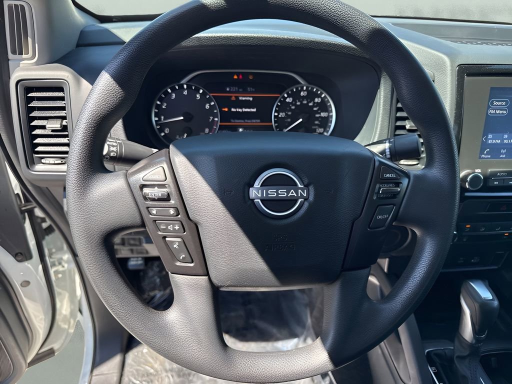 Used 2022 Nissan Frontier S RWD image 11