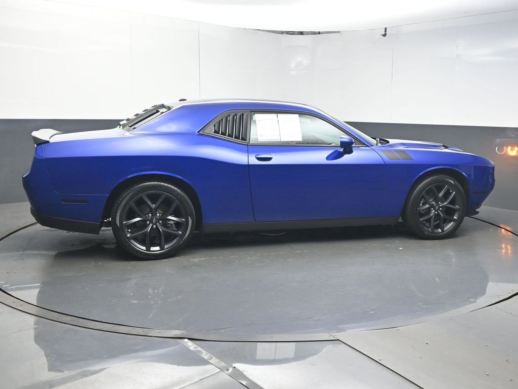 Used 2021 Dodge Challenger SXT w/ Blacktop Package image 8
