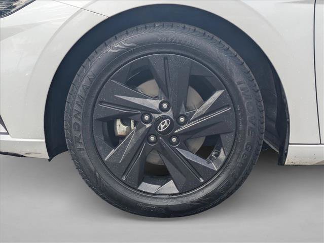 Used 2021 Hyundai Elantra SEL FWD image 22