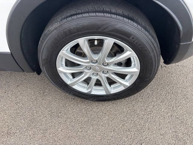 Used 2019 Cadillac XT4 Luxury w/ Cold Weather Package FWD image 44