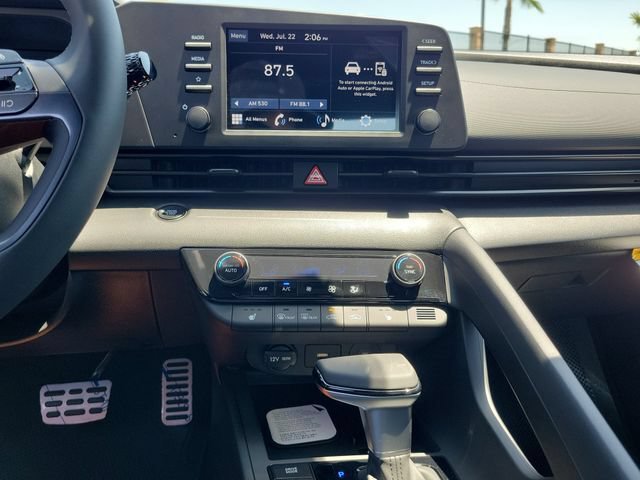 New 2026 Hyundai Elantra SEL Sport FWD image 15