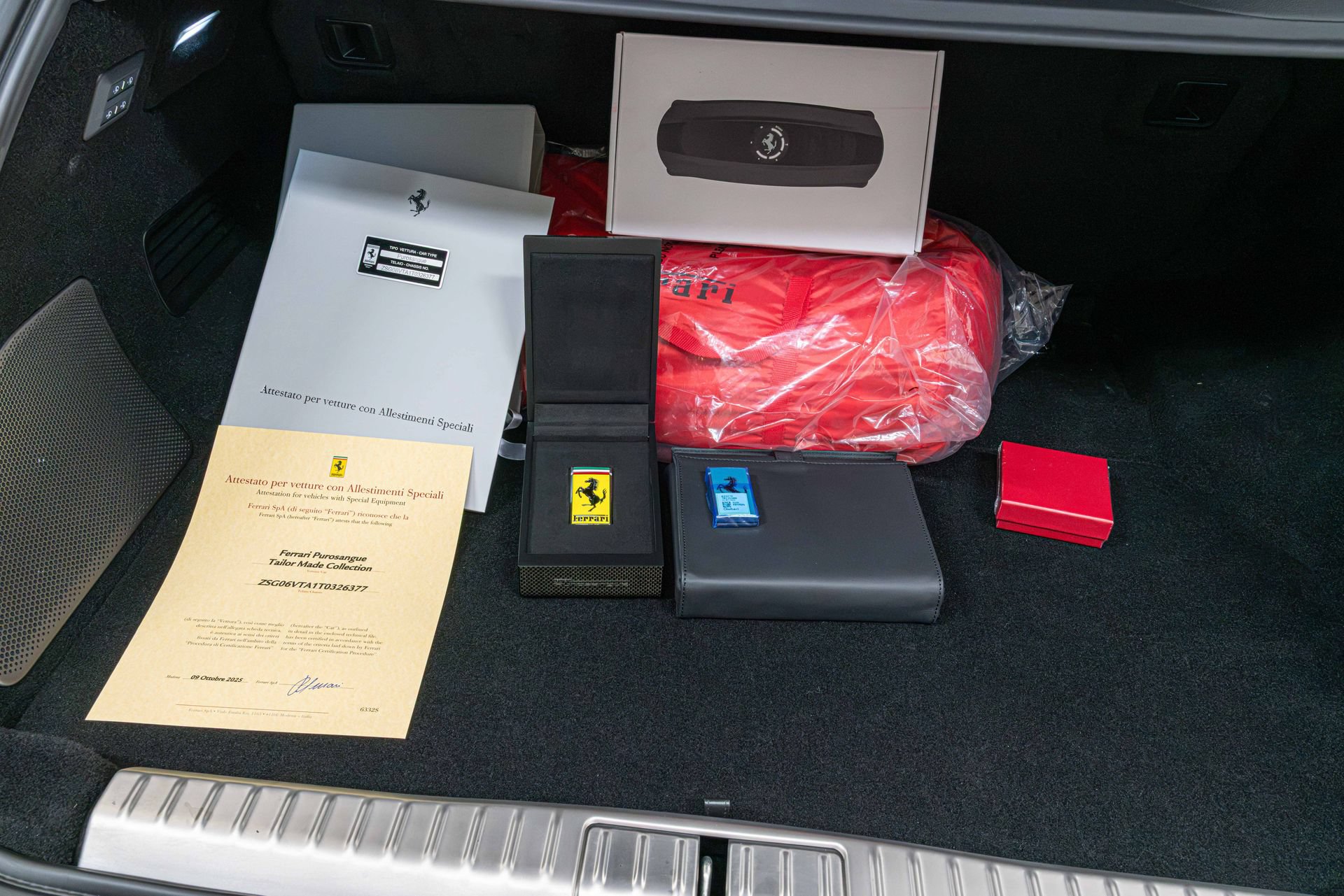 Certified 2026 Ferrari Purosangue AWD/4WD image 26
