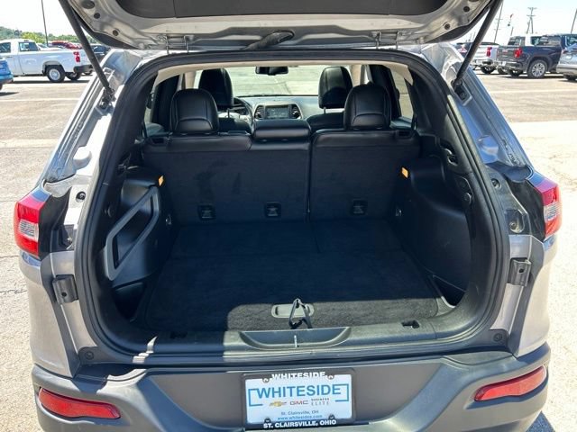 Used 2017 Jeep Cherokee High Altitude AWD/4WD image 24
