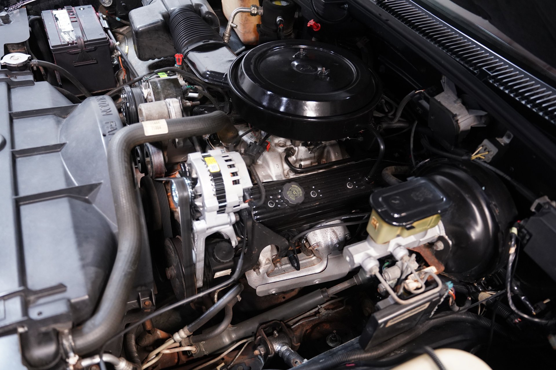 Used 1994 Chevrolet Silverado 1500 2WD Regular Cab image 28