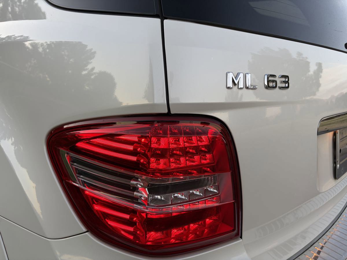 Used 2011 Mercedes-Benz ML 63 AMG 4MATIC image 6