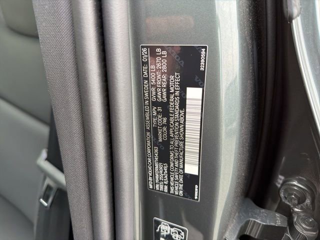 New 2026 Volvo XC60 B5 Ultra w/ Climate Package image 15