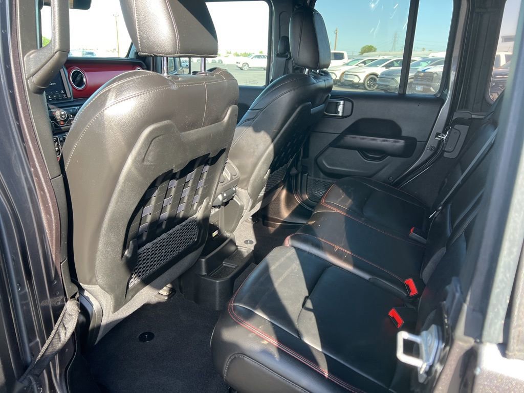 Used 2021 Jeep Wrangler Unlimited Rubicon AWD/4WD image 11