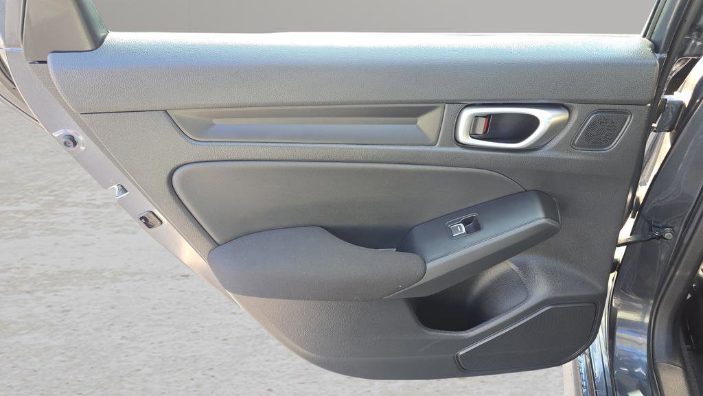 Used 2023 Honda Civic Sport image 21