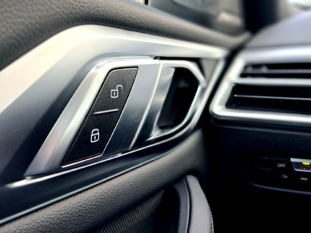 New 2027 BMW M440i w/ Premium Package RWD image 10