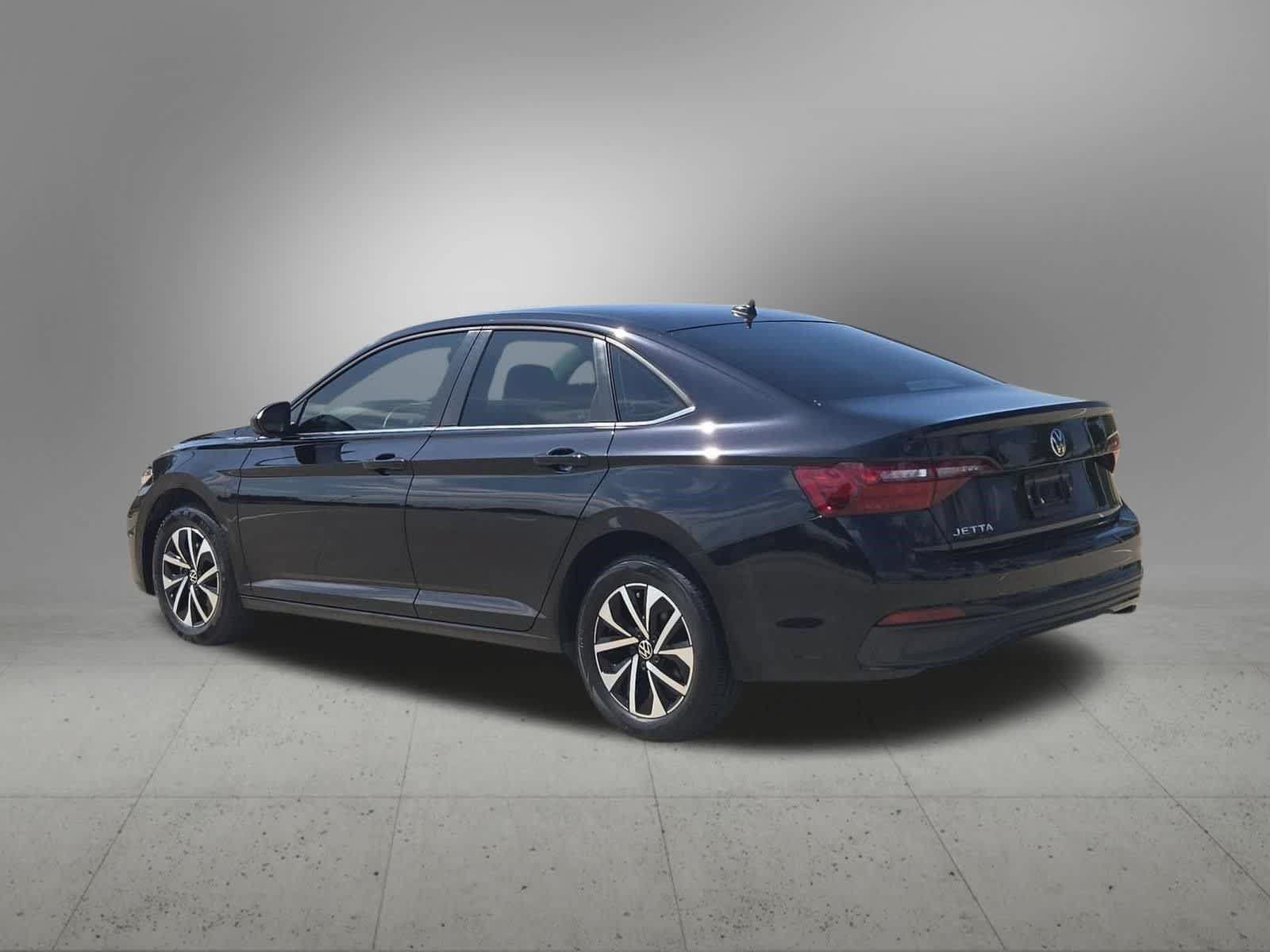 Used 2024 Volkswagen Jetta S FWD image 4