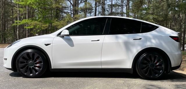 Used 2021 Tesla Model Y Performance image 4