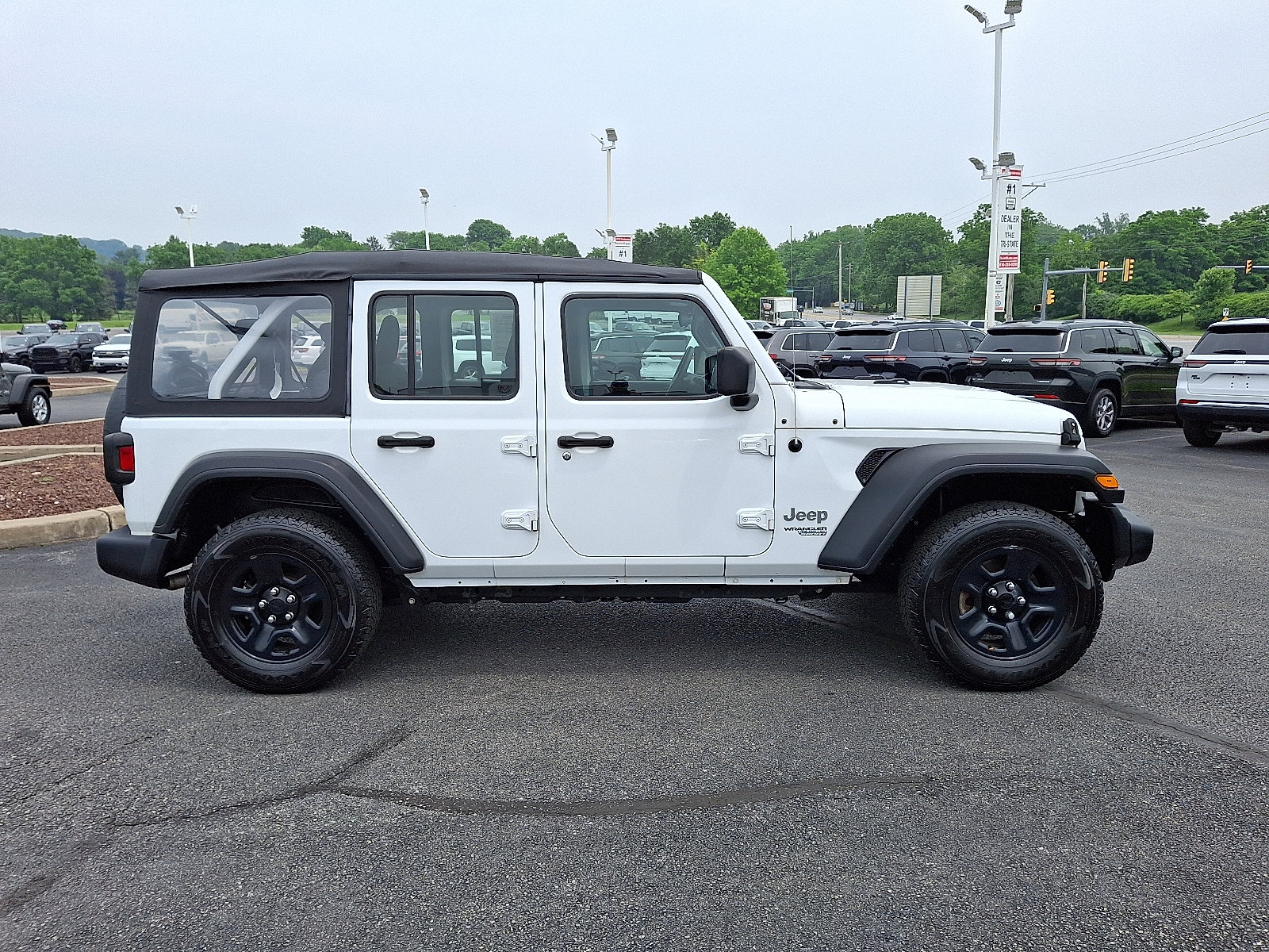 Certified 2020 Jeep Wrangler Unlimited Sport image 7