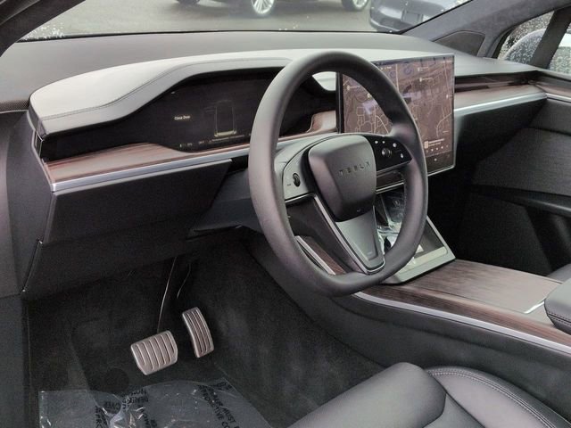 Used 2024 Tesla Model X AWD/4WD image 11
