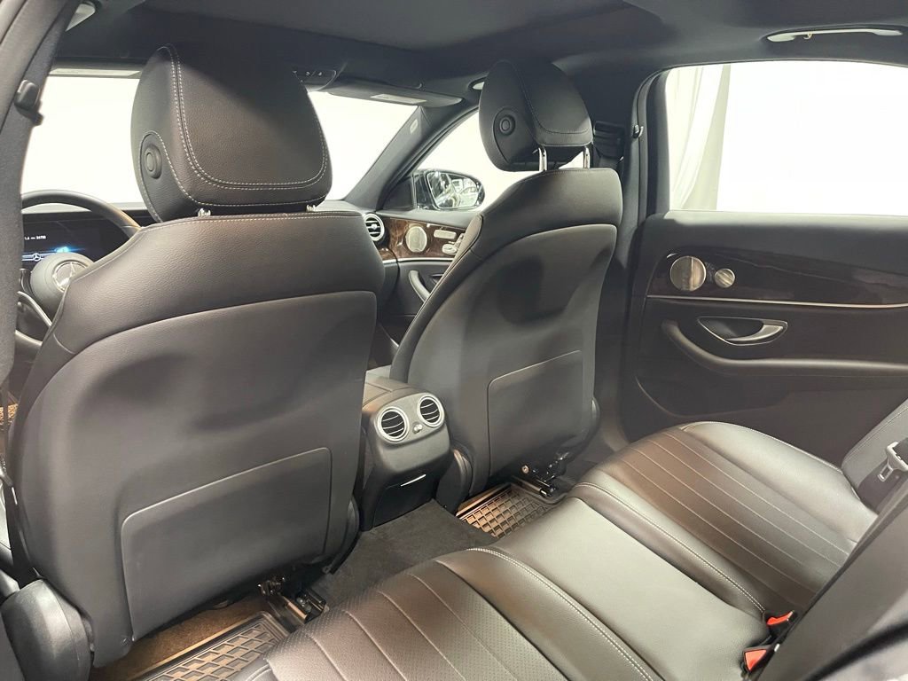 Used 2022 Mercedes-Benz E 450 4MATIC Sedan image 26