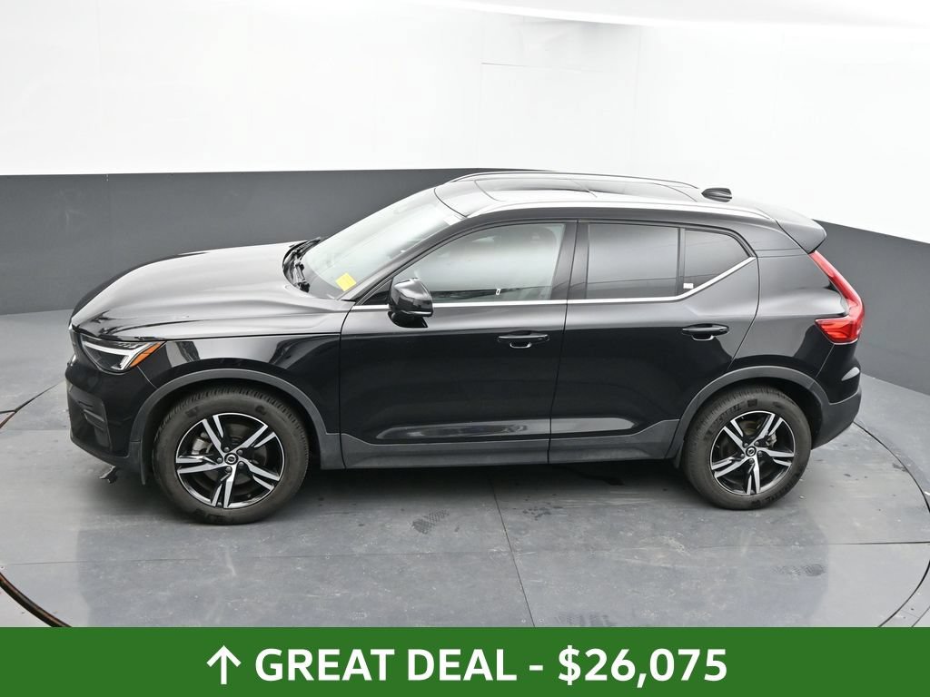 Used 2025 Volvo XC40 B5 Core AWD/4WD image 20