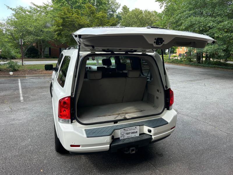 Used 2010 Nissan Armada Titanium w/ DVD Entertainment Pkg RWD image 13