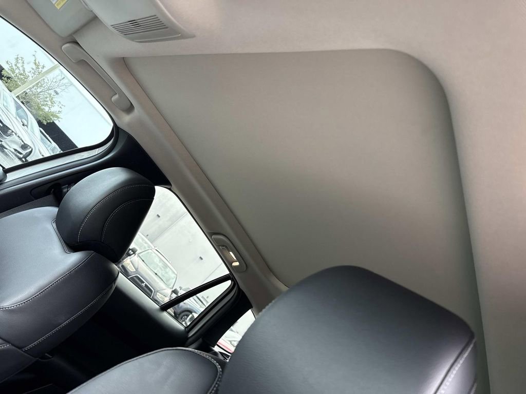 Used 2023 MAZDA CX-50 2.5 S w/ Accent Package image 47