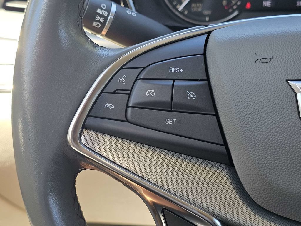 Certified 2023 Cadillac XT5 Premium Luxury AWD/4WD image 30