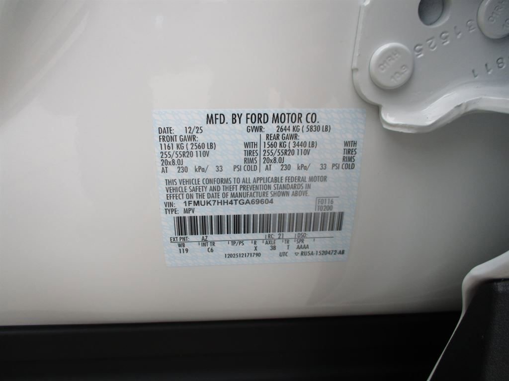 New 2026 Ford Explorer Platinum image 6