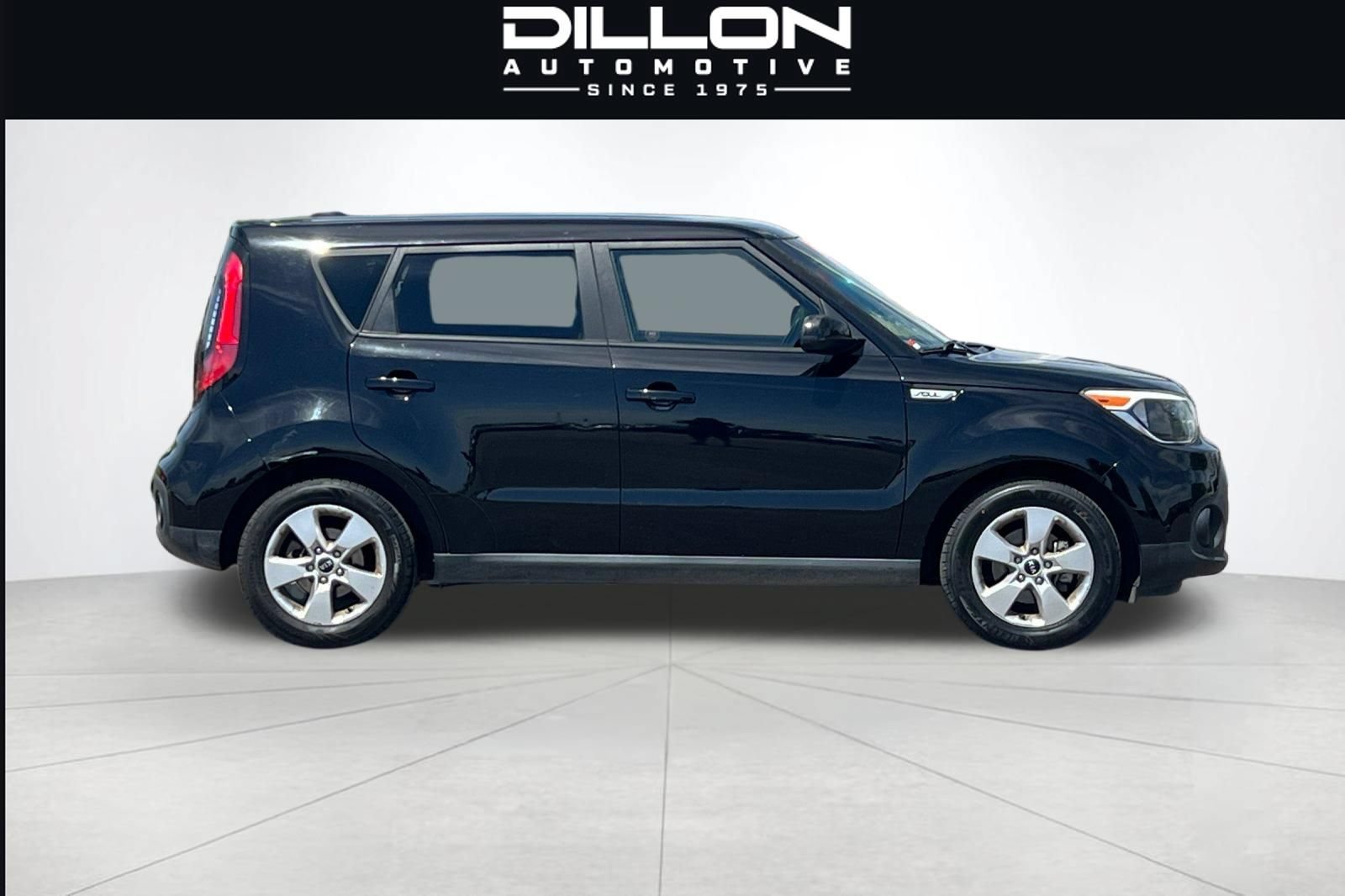 Used 2017 Kia Soul w/ Convenience Package FWD image 3