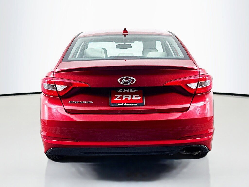 Used 2016 Hyundai Sonata SE image 4