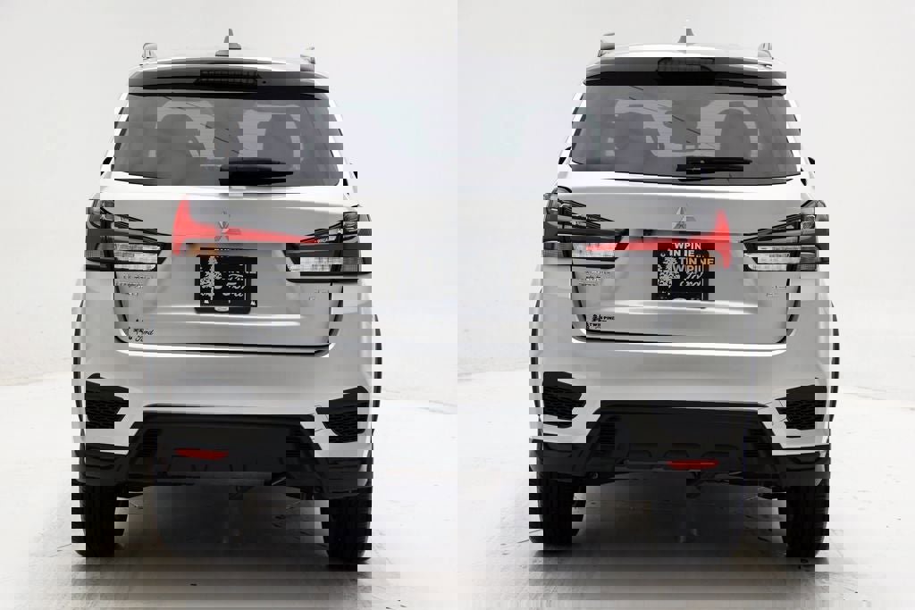 Used 2024 Mitsubishi Outlander Sport SEL image 8