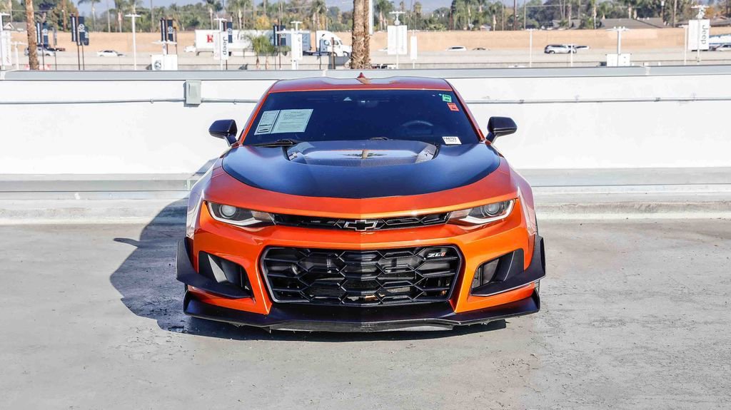 Used 2022 Chevrolet Camaro ZL1 image 3