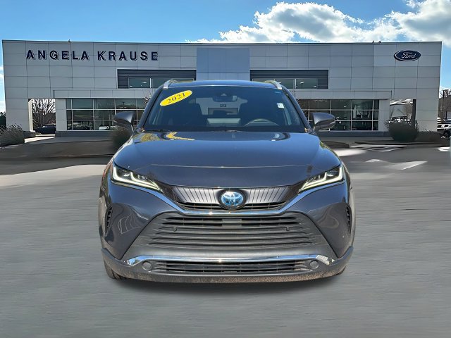 Used 2021 Toyota Venza XLE w/ Softex Package AWD/4WD image 2