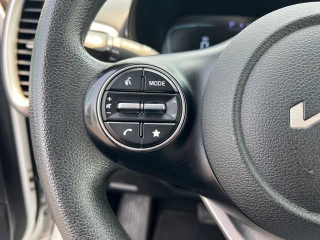 Certified 2024 Kia Soul LX w/ Option Group 015 FWD image 15
