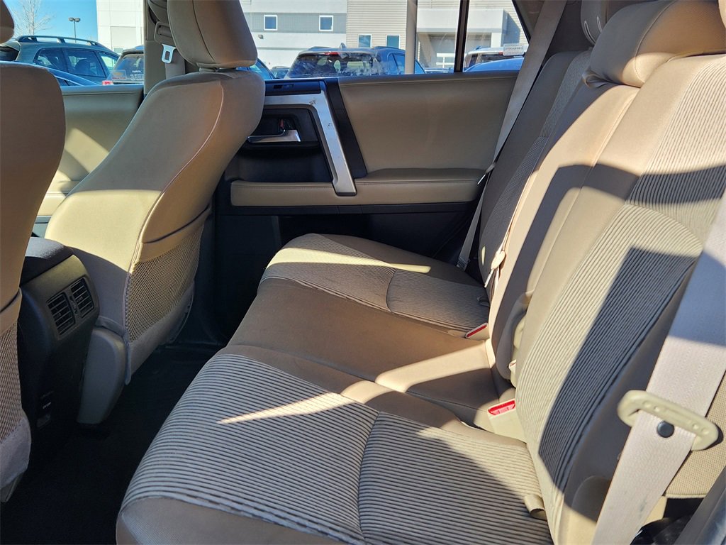 Used 2016 Toyota 4Runner SR5 image 10